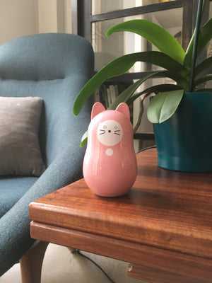 Daruma Neko Rosa Amor