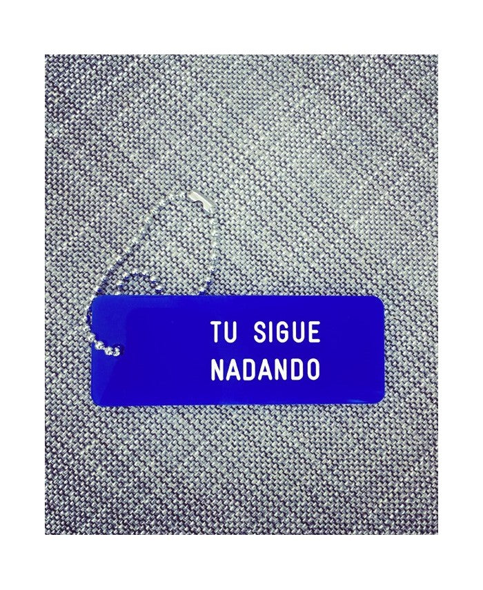 TU SIGUE NADANDO