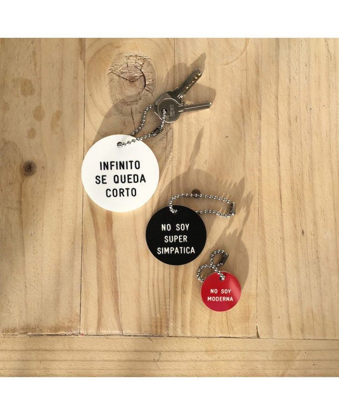 INFINITO SE QUEDA CORTO