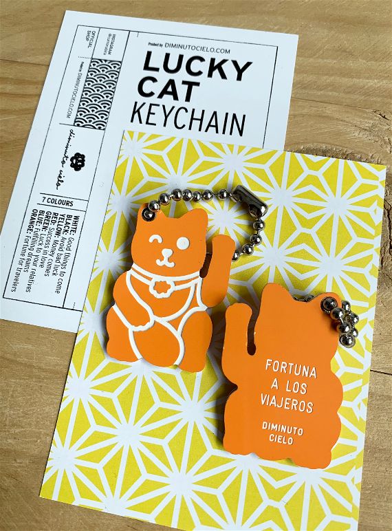 LLAVERO DE LA SUERTE LUCKY CAT NARANJA