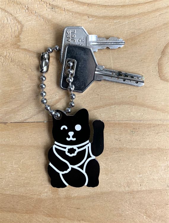 LLAVERO DE LA SUERTE LUCKY CAT NEGRO