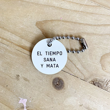 Llaveros Nihilistas y de Amor